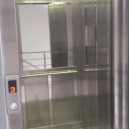 Apartament Mehmeti Ulcinj Extérieur photo